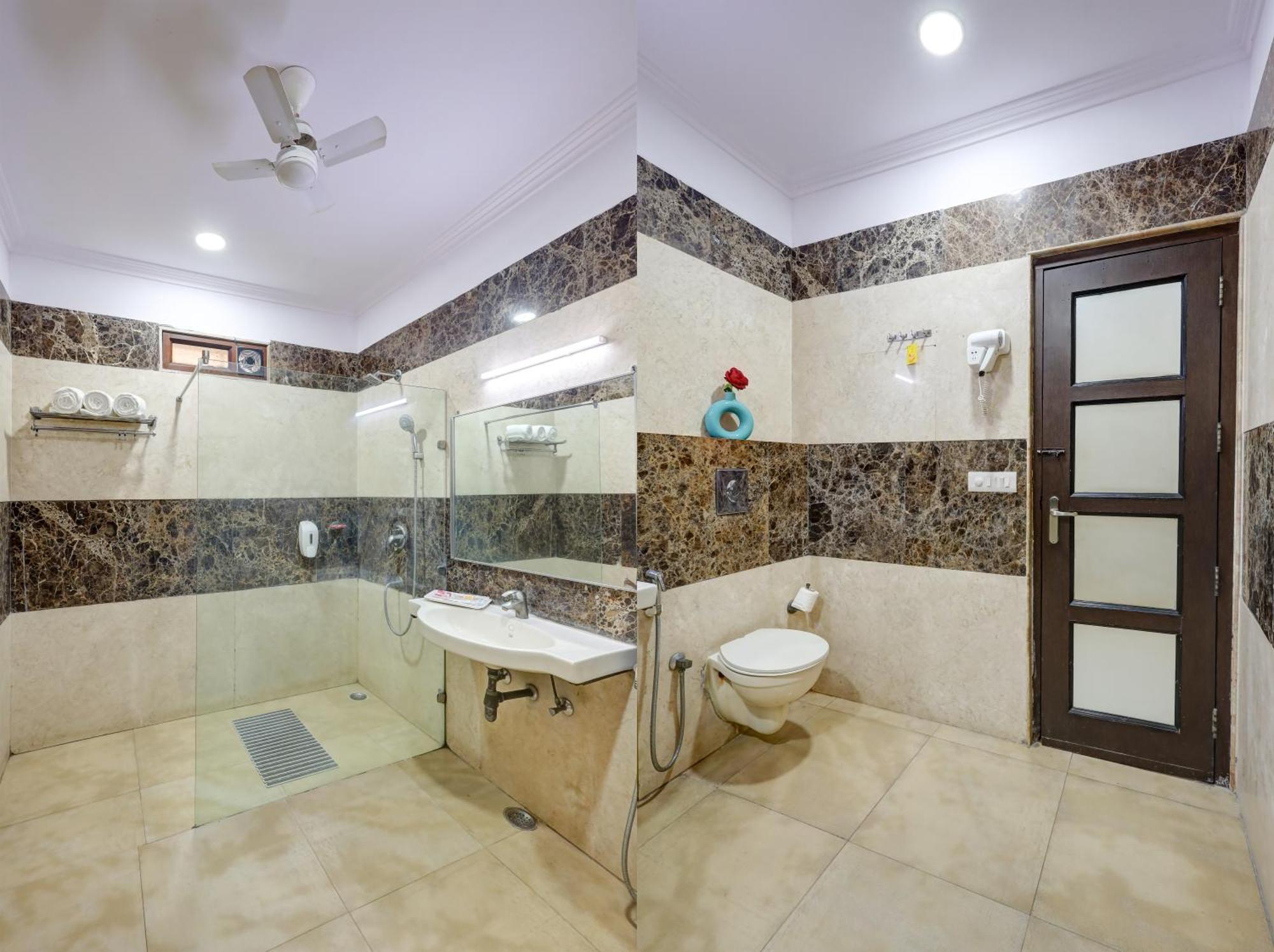 Hotel Singh Palace Delhi  Exterior photo